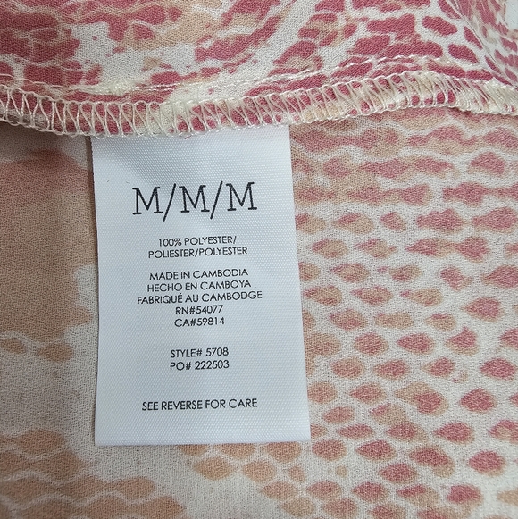 Cabi Bethany Pink White Snake Print Balloon Sleeve Blouse V-Neck Size Medium - Picture 10 of 10